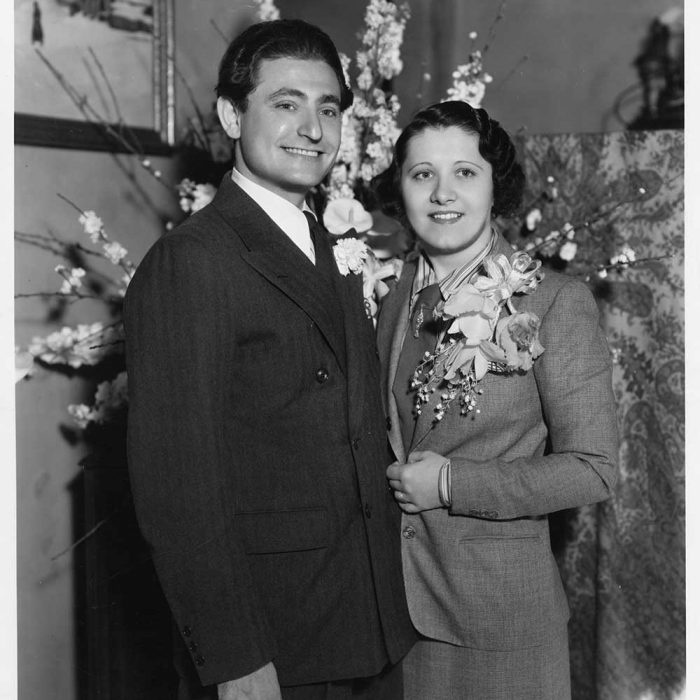 In April 1935, Leo Robin married his first wife, Estelle Clark, whom he and everyone in the family called ‘Clarkie.’ After nine years, they divorced on October 17, 1944.